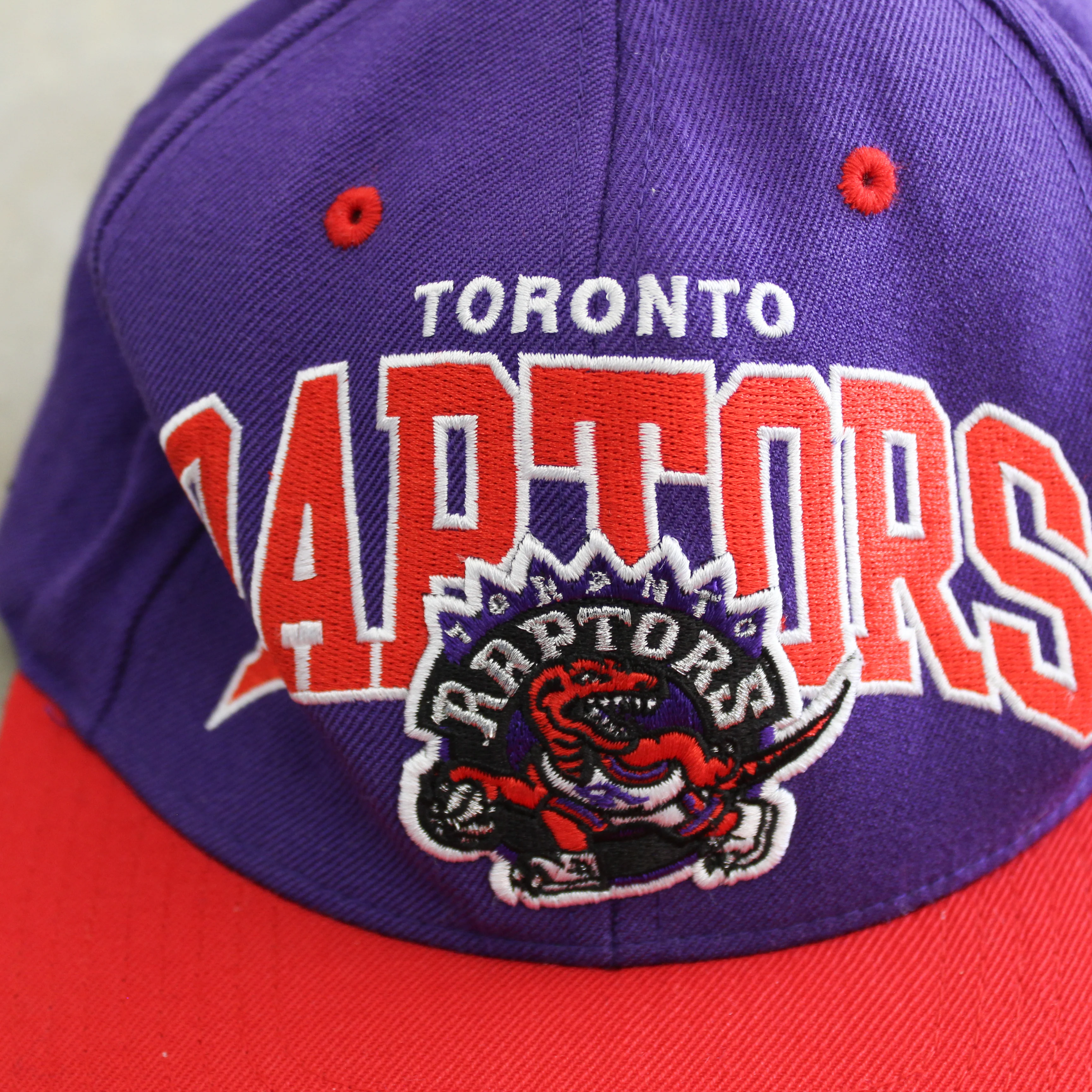 F- Vintage Toronto Raptors NBA Mitchell & Ness Old Logo & Text Snapback Hat - Image 3