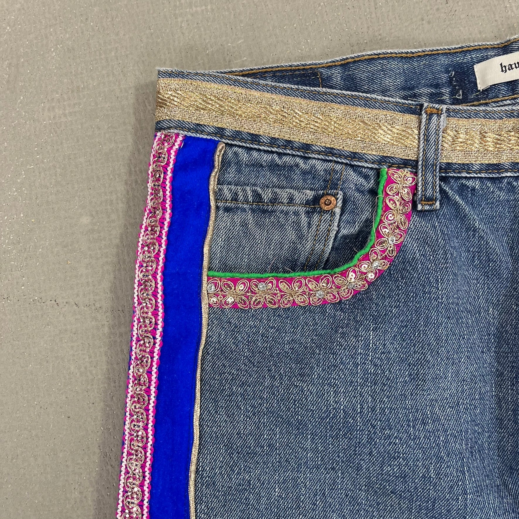 F- HOM Hand Beaded Levi's 550 Reworked Custom Jeans - Image 3