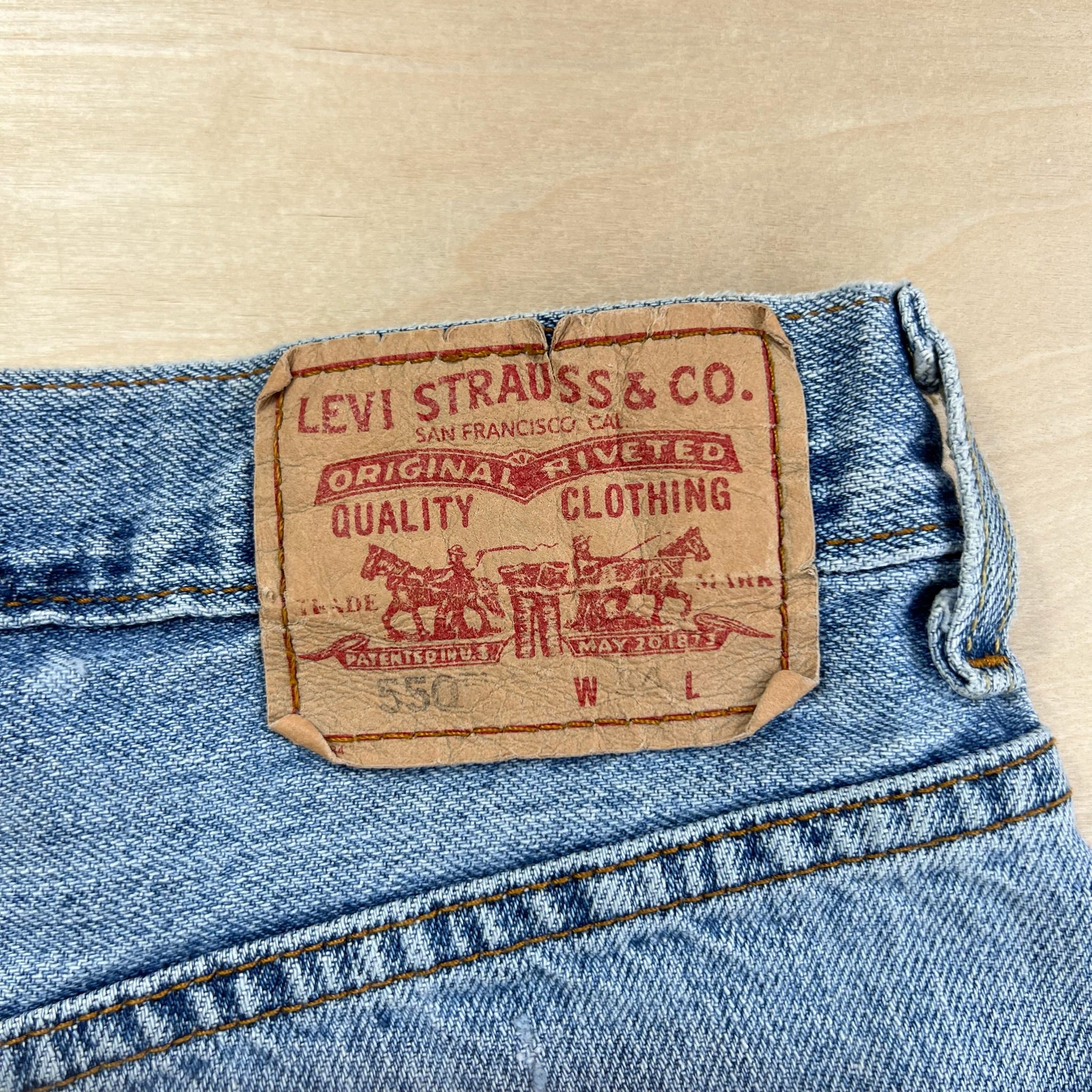 J- Vintage Levi's 569 Loose Fit Denim Jorts - W38 - Image 4
